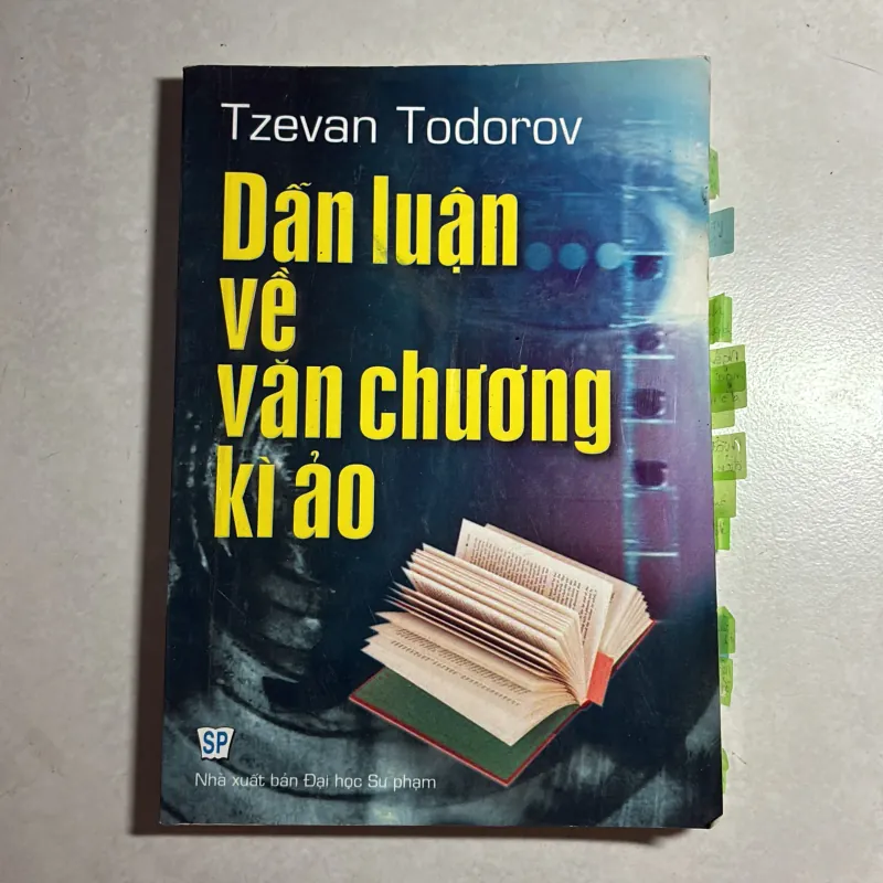 Dẫn luận về văn chương kì ảo - Tzevan Todorov 800273