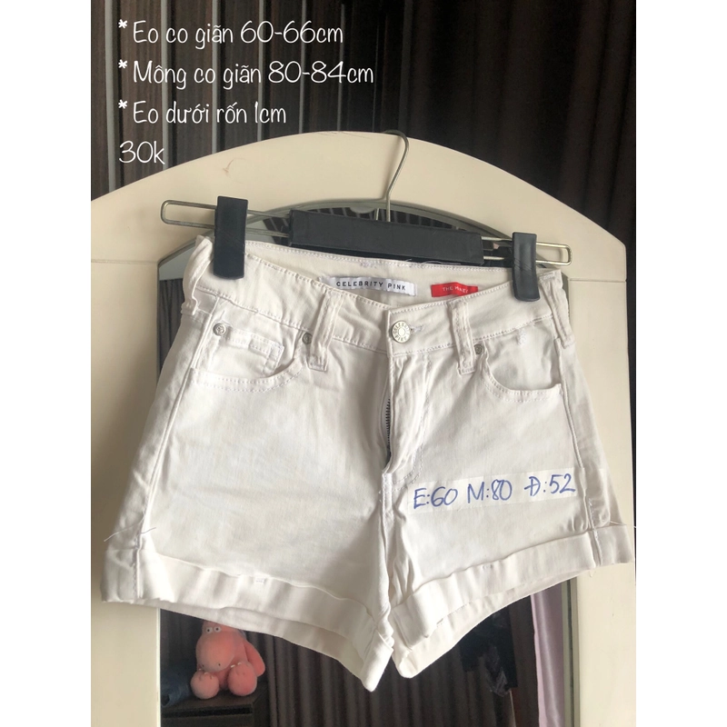Short trắng vải co dãn có hiệu size  S 493131