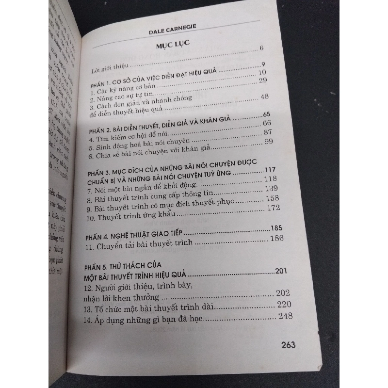 Thuật hùng biện tăng khả năng nói trước đám đông mới 80% bẩn bìa, ố nhẹ 2008 HCM2410 Dale Carnegie KỸ NĂNG 917861