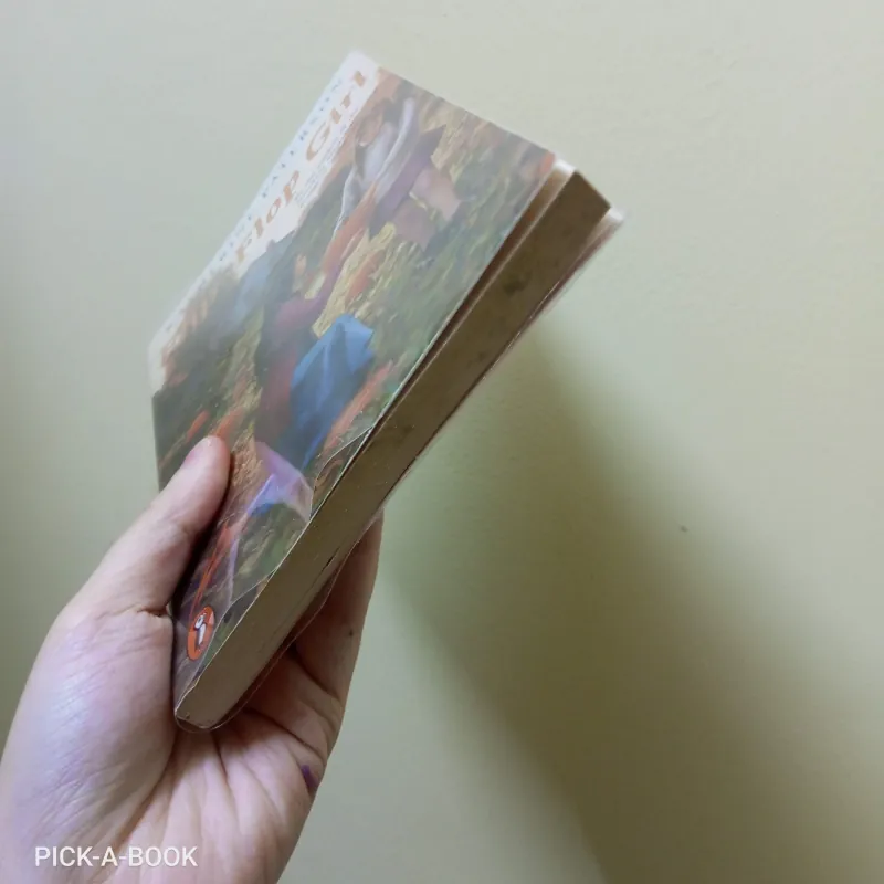 Tiểu thuyết Tiếng Anh cho thiếu niên The Flip-Flop Girl 992120