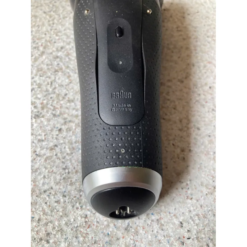 Thân máy cạo râu Braun Series 9 .Made in Germany. 526060