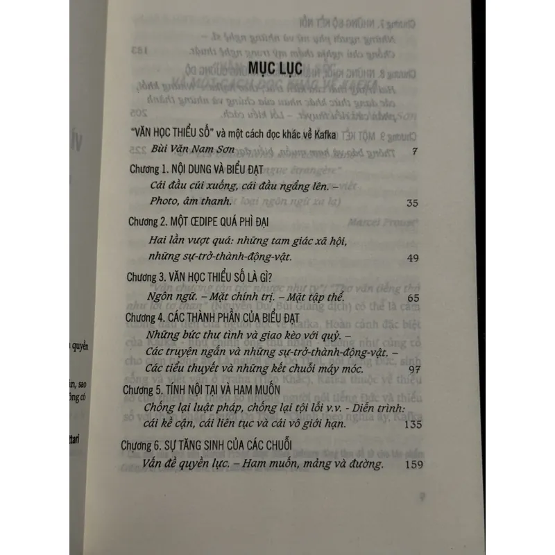 Kafka vì một nền dân tộc thiểu số 702969