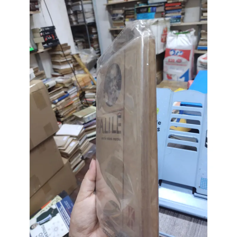 Sách: Ga.li.lê - TG: Nguyễn Hoàng Phương - sách bọc nilon (A1) 732607