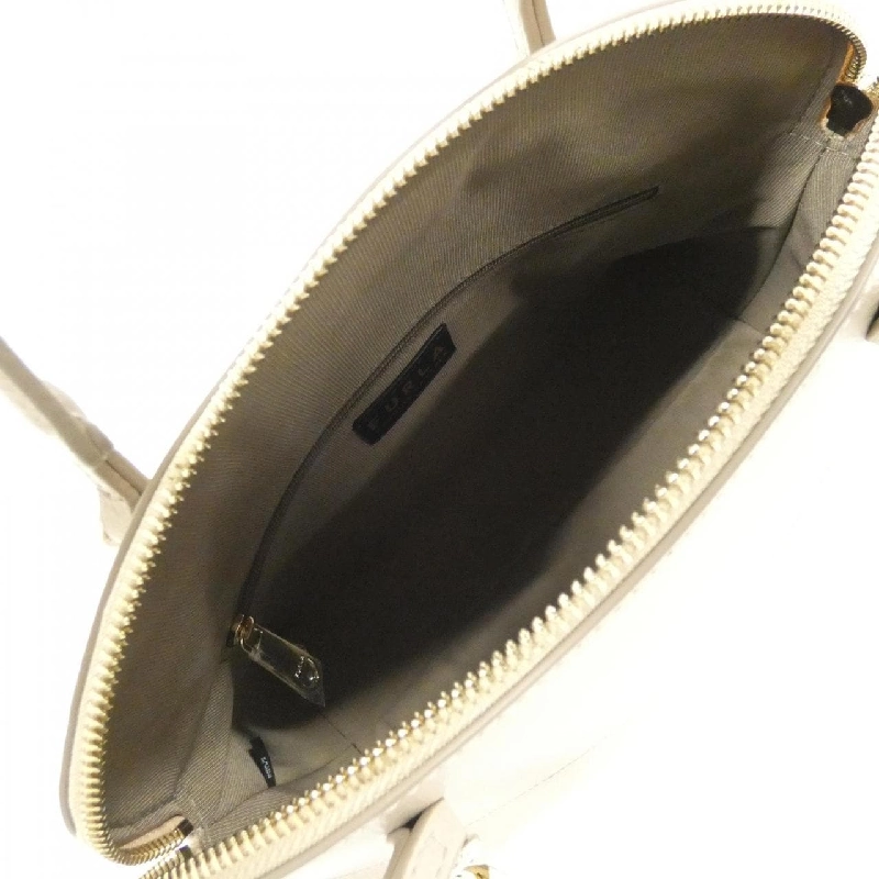 Túi xách PIPER WB01285 - Hàng hiệu Authentic 765694