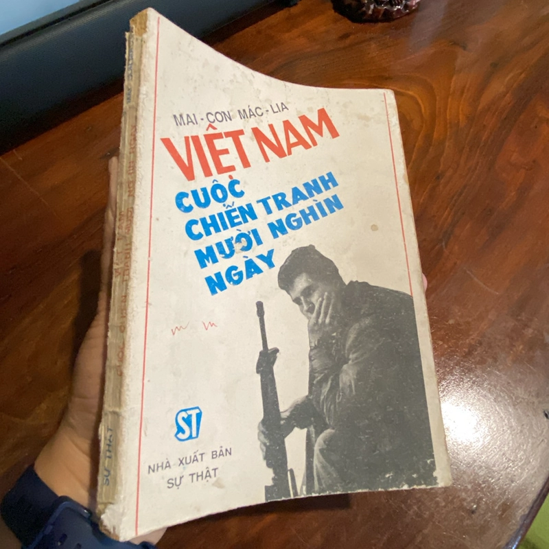 VIỆT NAM - CUỘC CHIẾN TRANH MƯỜI NGHÌN NGÀY CỦA MAI-CƠN MÁC-LIA 455077