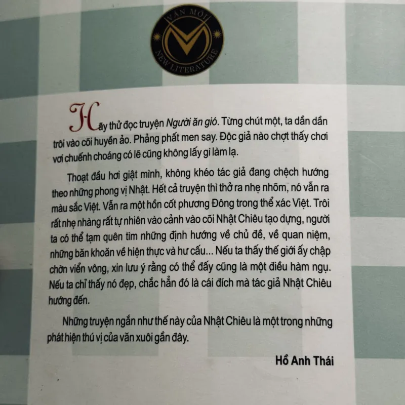 Người ăn gió và quả chuông bay đi 993319