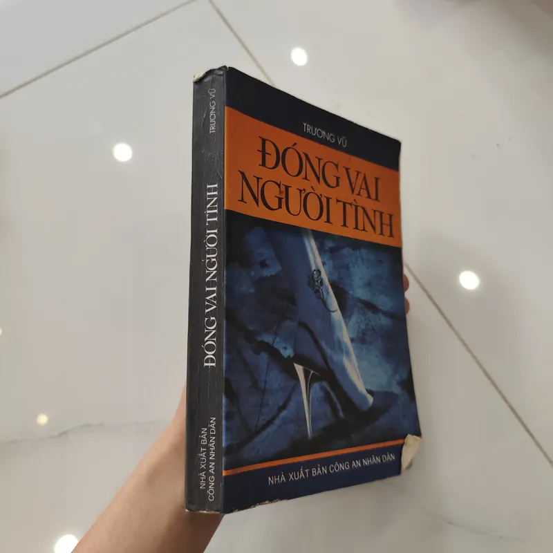 Đóng vai người tình 592442