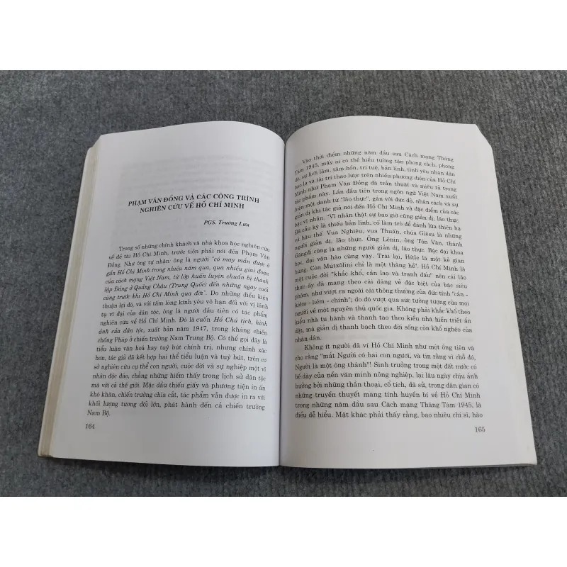 PHẠM VĂN ĐỒNG: NGƯỜI CON ƯU TÚ CỦA QUÊ HƯƠNG QUẢNG NGÃI 570695