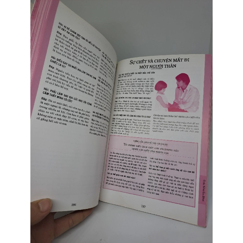 Hỏi đáp về dưỡng dục con cái sách màu mới 70% bị ẩm 2004 HCM.TN1409 911944