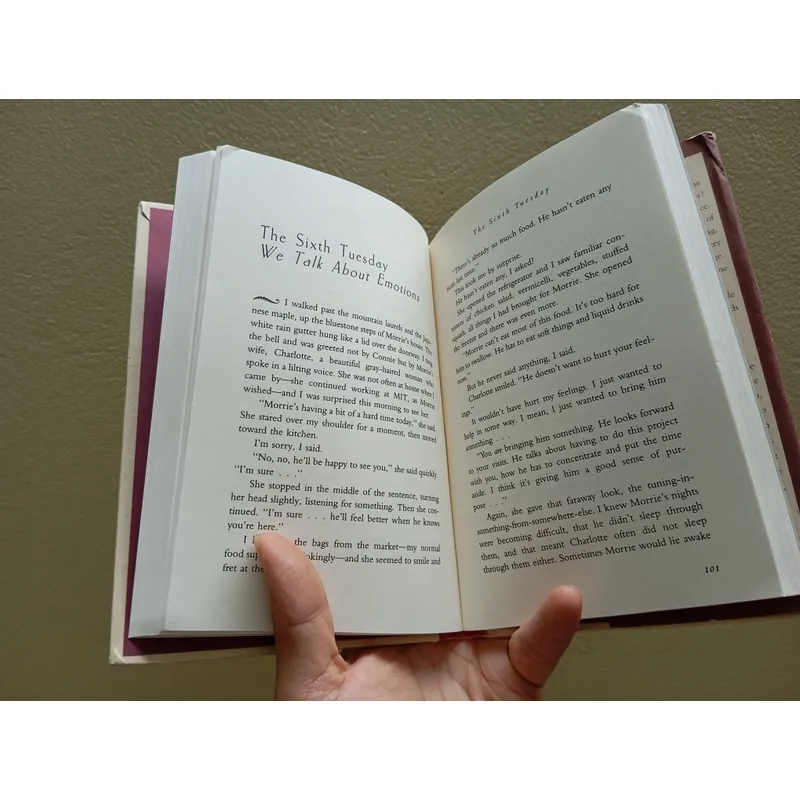 Tuesday with morrie bìa cứng, sách ngoại văn tiếng Anh english book  716993