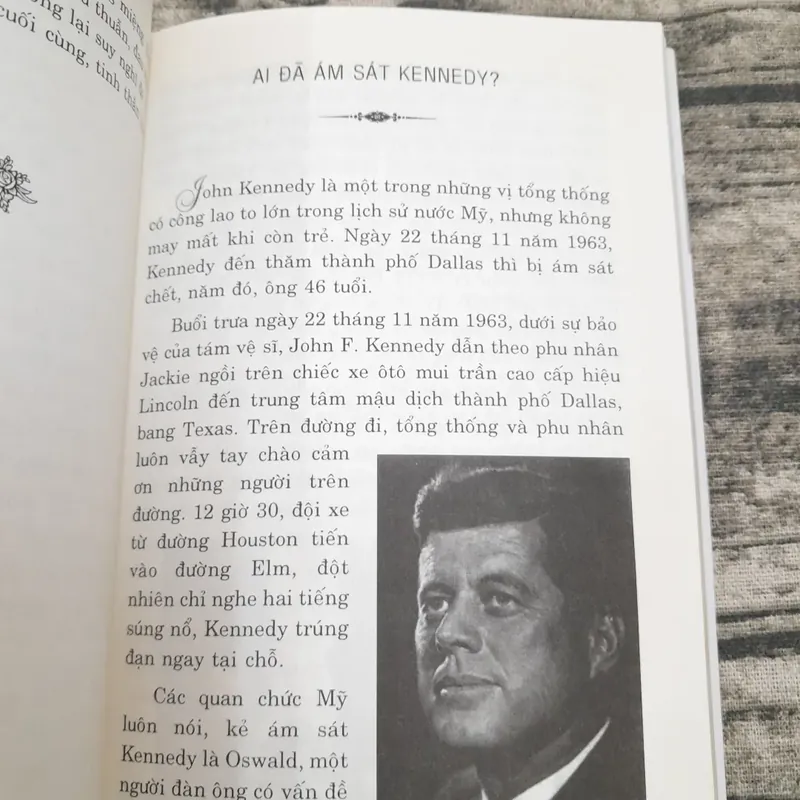 Cuộc đời và cái chết bí ẩn của Danh nhân và Mỹ Nhân. T giả Mặc Nhân 737852