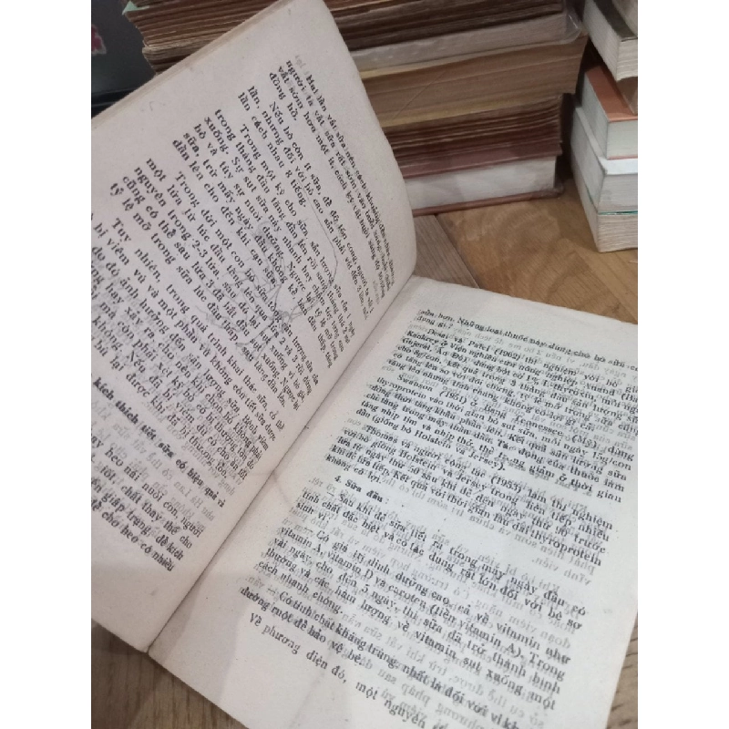 Nuôi bò sữa ở gia đình - GS. Trần Nhơn 781033