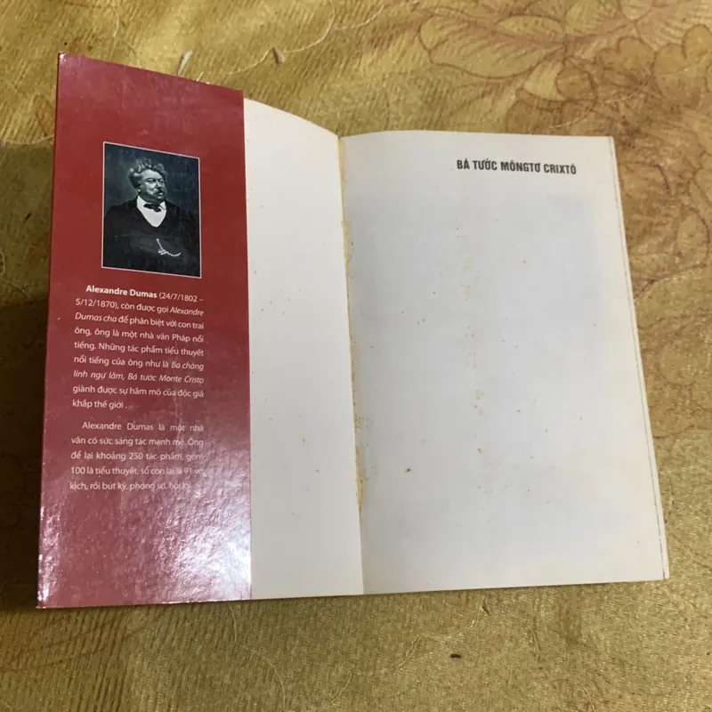  COMBO BÁ TƯỚC MÔNGTƠ CRIXTÔ & BÁ TƯỚC DRACULA 740137