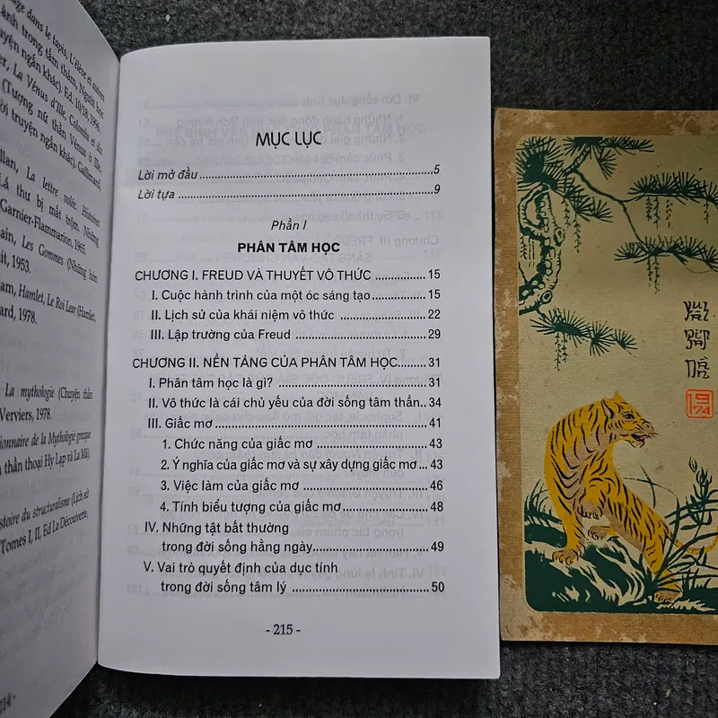 Phân tâm học và phê bình văn học 733050