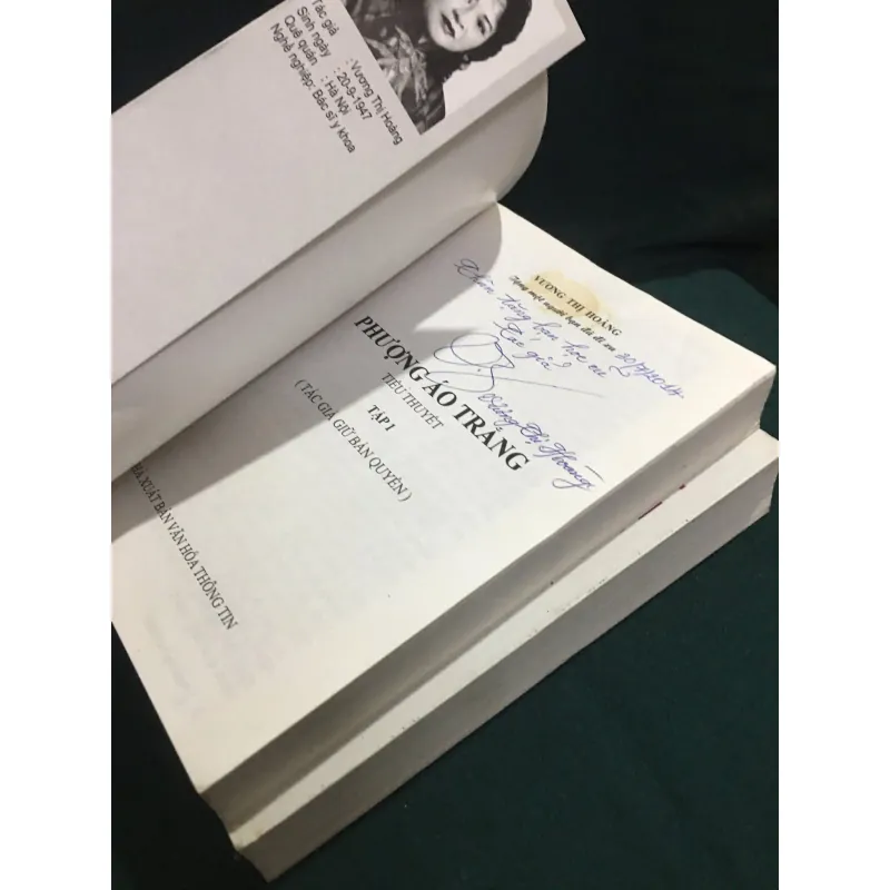 Phượng áo trắng - Vương Thị Hoàng 960198