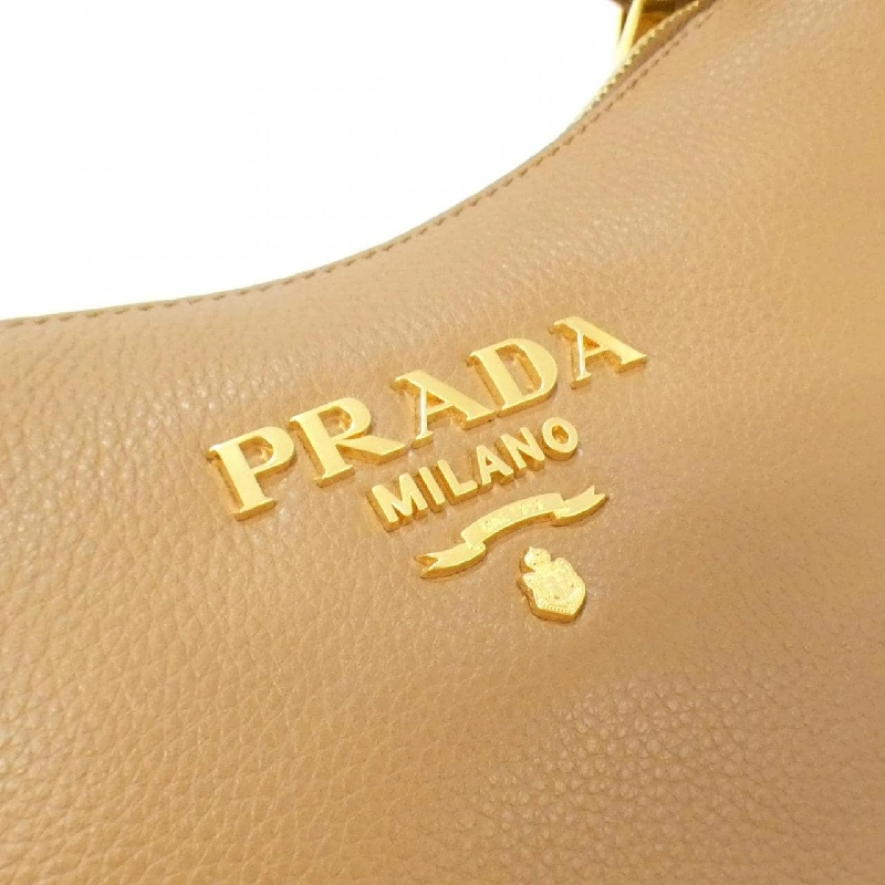 Túi xách vai Prada 1BC200 611010