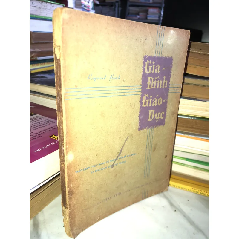 Gia đình giáo dục - Raymond Beach 1001714