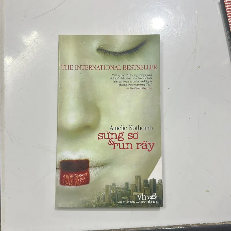 Sững sờ và run rẩy  759020