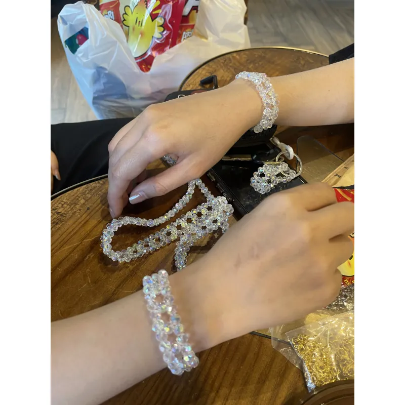 Mình có sẵn vòng tay làm theo yêu cầu  1002390