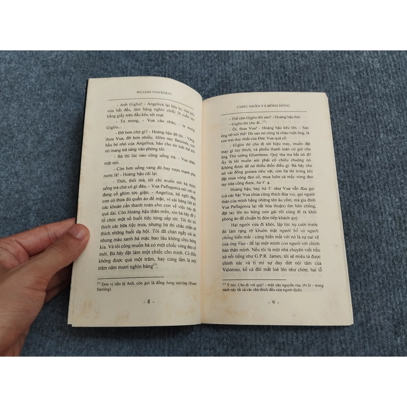 CHIẾC NHẪN VÀ BÔNG HỒNG - WILLIAM THACKERAY 478632