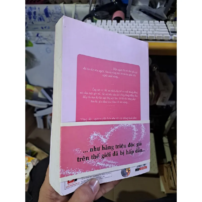 Hóa ra anh vẫn ở đây Tân Di Ổ 2010 mới 80% ố nhẹ Văn học nước ngoài HCM1709 559978