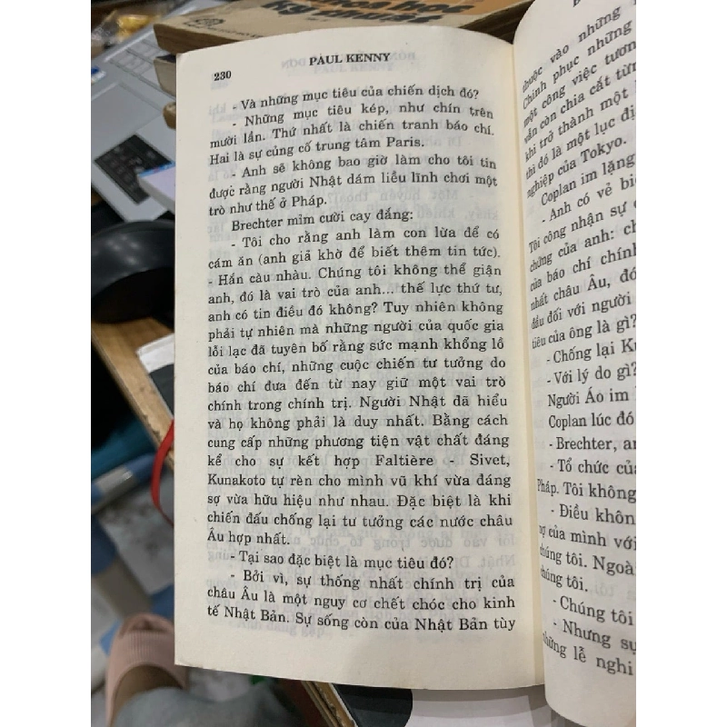 Bóng Tối và Cô Đơn: Tuyển Tập Nhiếp Ảnh Đầy Ám Ảnh Của Nhiếp Ảnh Gia Paul Kenny 779543