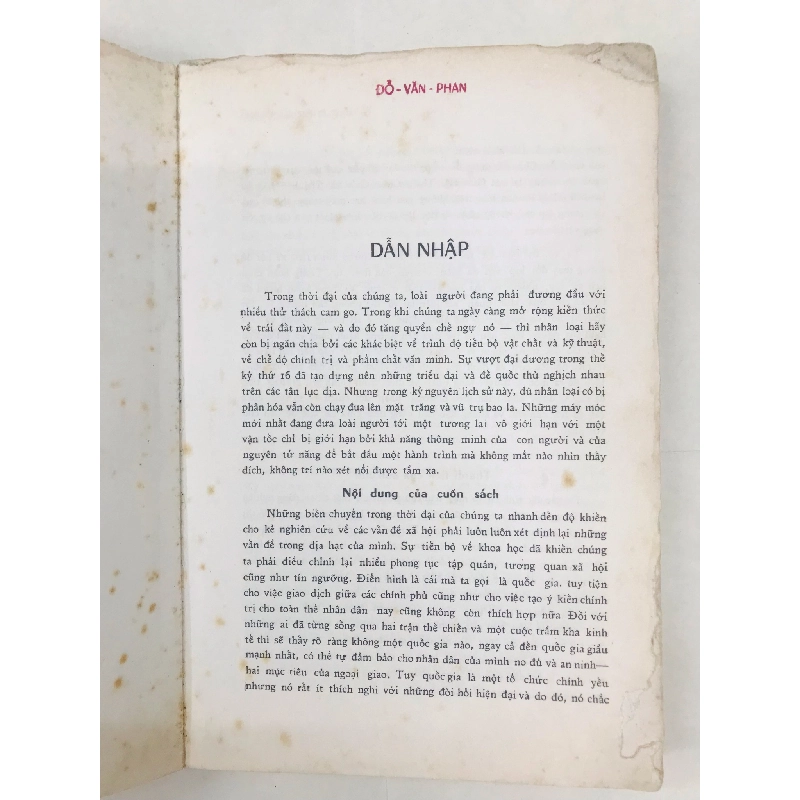 Văn Minh Dân Chủ - Leslie Lipson 132046
