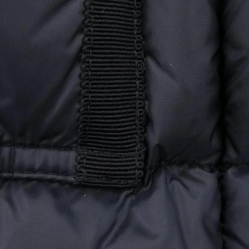 Áo khoác lông vũ MONCLER 642784