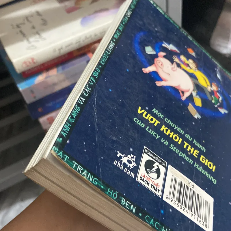 Chìa khoá vũ trụ của George - Lucy & Stephen Hawking 959897