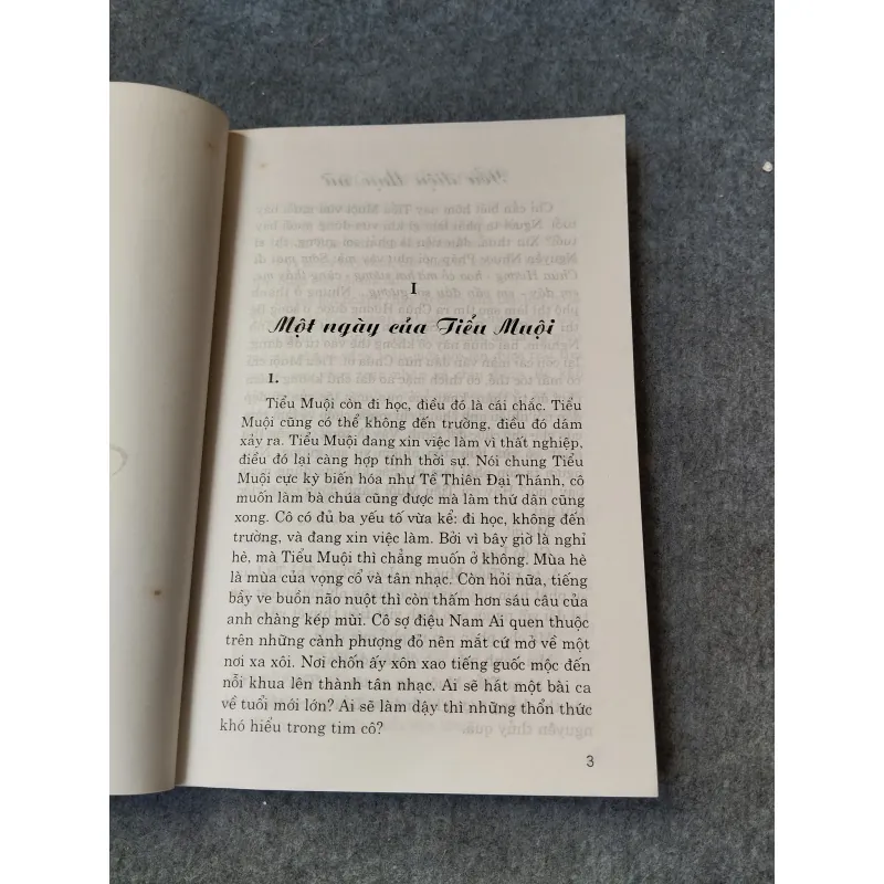 YỂU ĐIỆU THỤC NỮ - BÙI CHÍ VINH 720018