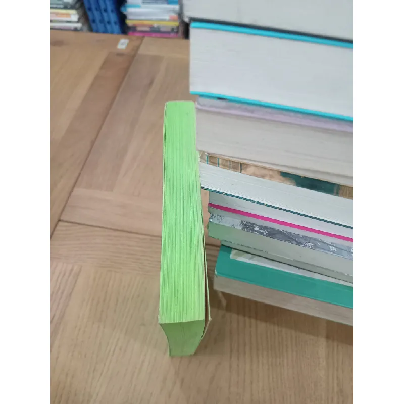 Survivor - Tom Hoyle 674494