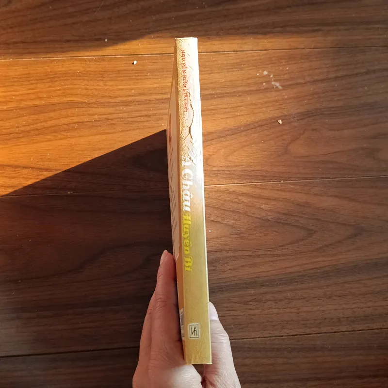 Á châu huyền bí 760315