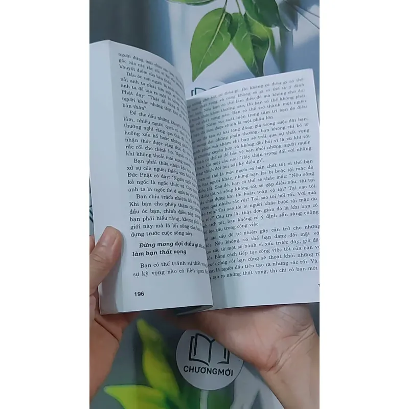 Những vướng mắc và cách giải quyết trong đời sống hàng ngày - Dr. K Sri Dhammananda 688515