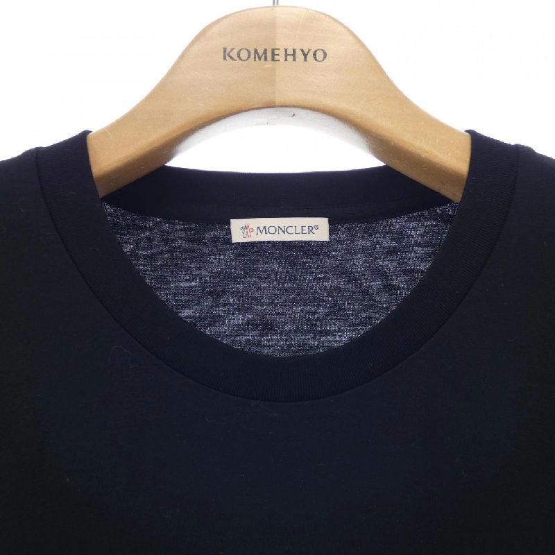 Moncler MONCLER F20938C77700 V8058 Áo thun 632115