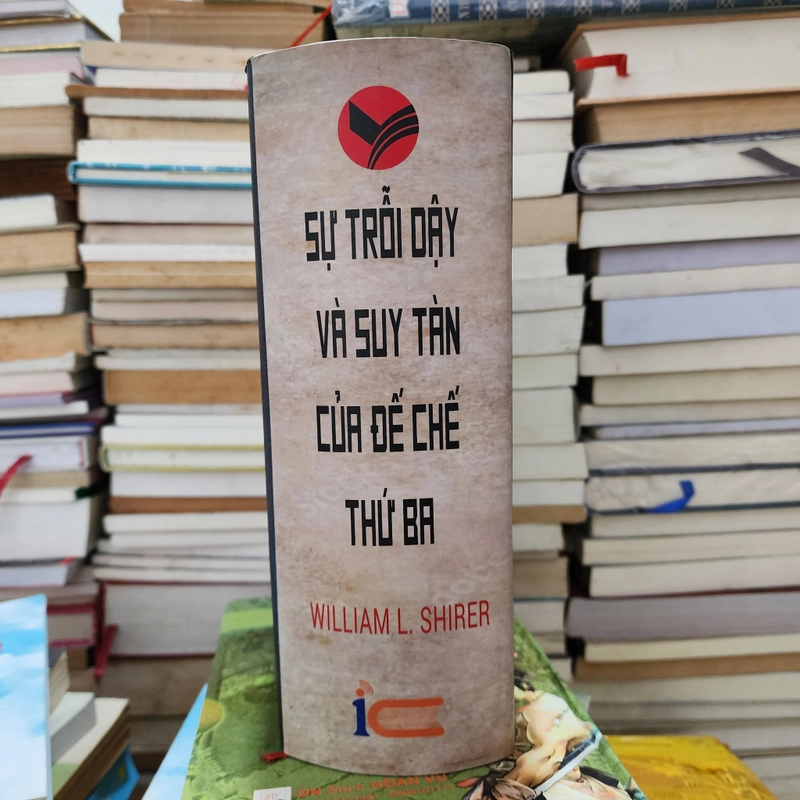 Sự trỗi dậy và suy tàn của Đế chế thứ ba 411655