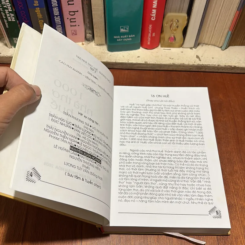 [Thủ Bút] - II Thơ: 1000 Nhà Thơ Huế Đương Thời (Tập 2) - 2008 791507