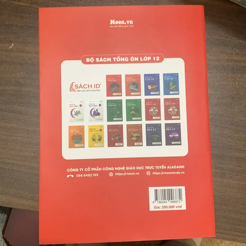 Sách Tổng Ôn Toán 12 tập 2 moonbook new 100% 750782