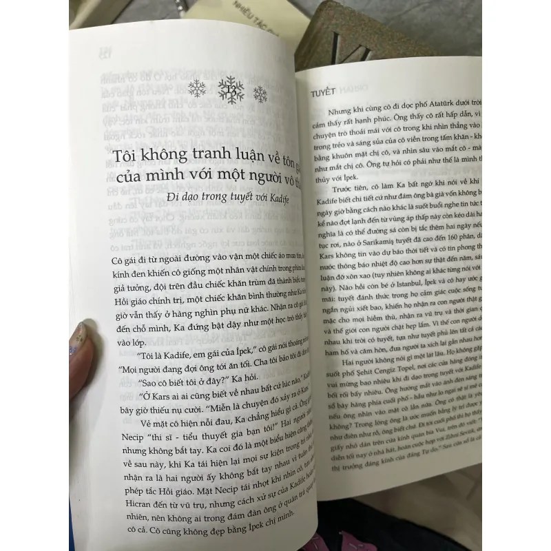 TUYẾT - ORHAN PAMUK  976902