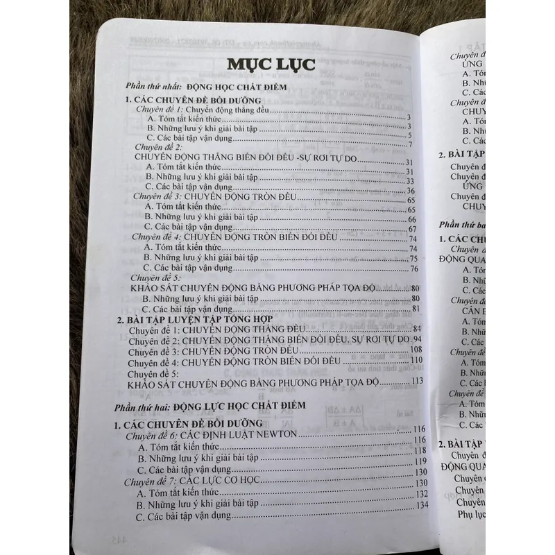 Công phá đề thi học sinh giỏi Vật Lí 10 T1 604420