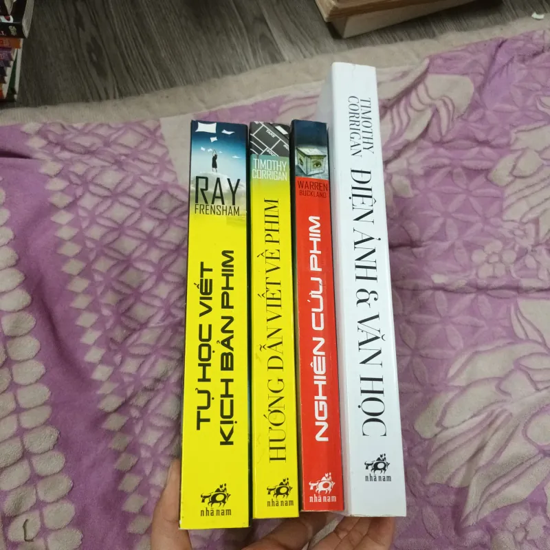 Điện Ảnh& Văn Học+ Nghiên Cứu Phim+Hướng Dẫn Viết Về Phim+ Tự Học Viết Kịch Bản Phim 780329