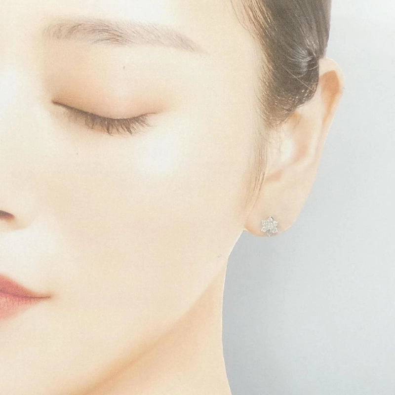 K18WG Bông tai Kim cương Hoa 0.50CT - Hàng hiệu Chính hãng 872080