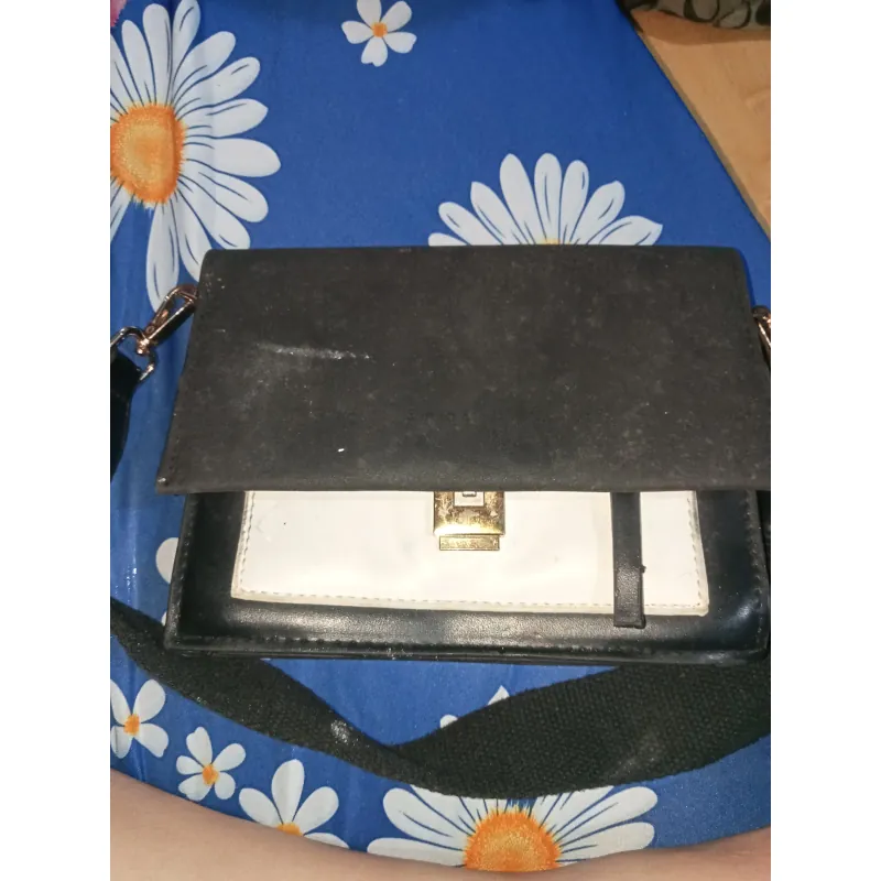 Túi xách đỏ  929623