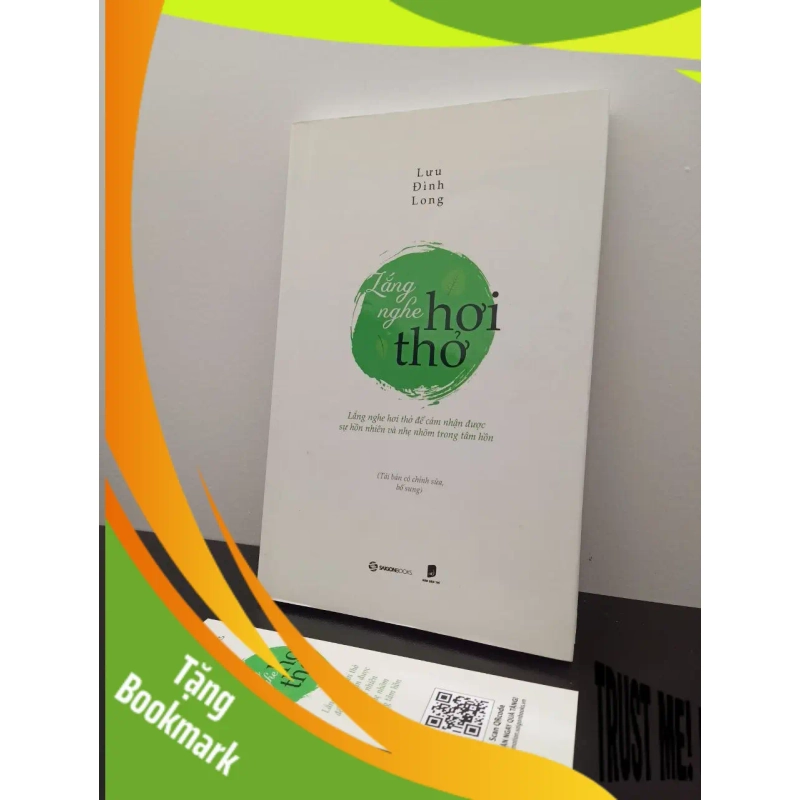 (TẶNG BOOKMARK) Lắng Nghe Hơi Thở Lưu Đình Long New 95% RBK.ASB2302 946741