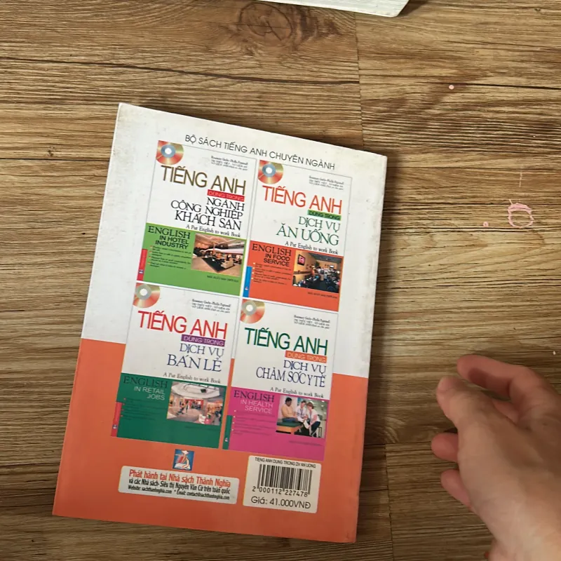 Tiếng Ang dùng trong dịch vụ ăn uống 1024281