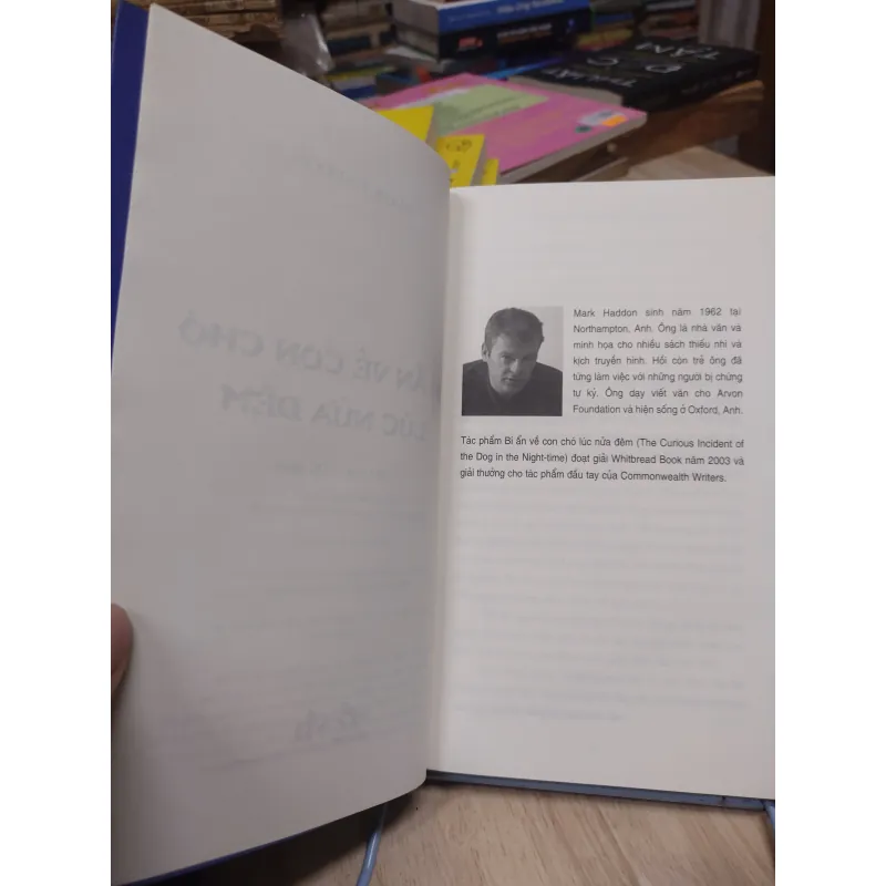 Sách: Bí ẩn về con chó lúc nửa đêm - TG: Mark Haddon (B1) 786715