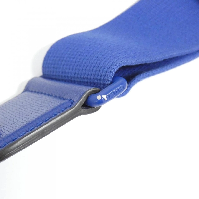 Túi đeo vai Gucci 774453 AAC3J 613310