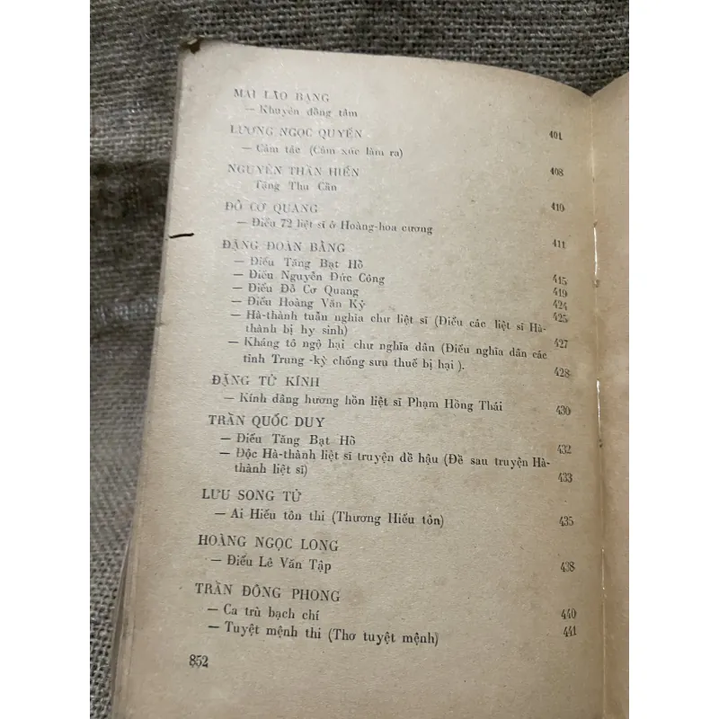  Thơ Văn yêu nước và cách mạng nửa đầu thế kỷ 20 933199