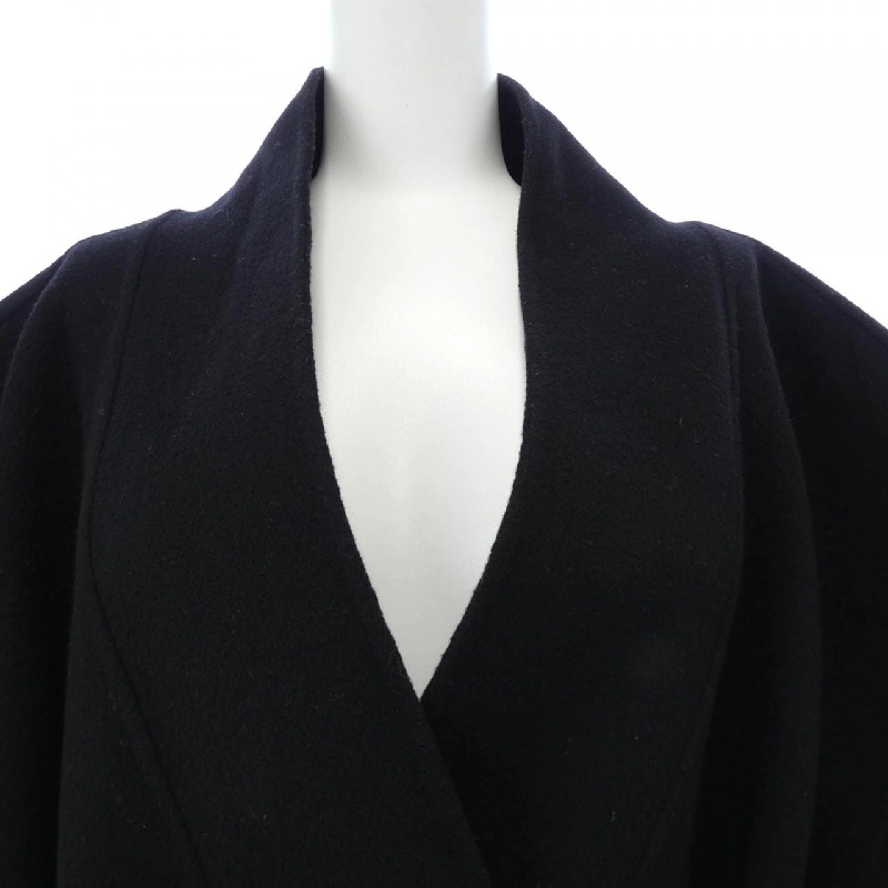 Áo khoác FENDI 638253