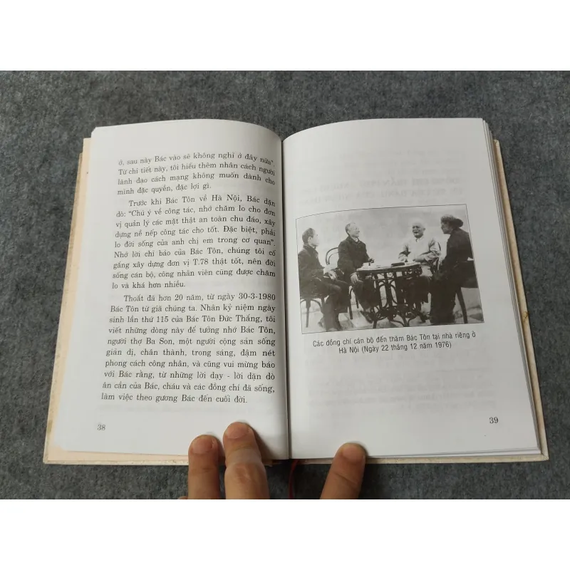 NHỮNG TẤM GƯƠNG SÁNG CỦA ĐỜI TÔI 700955