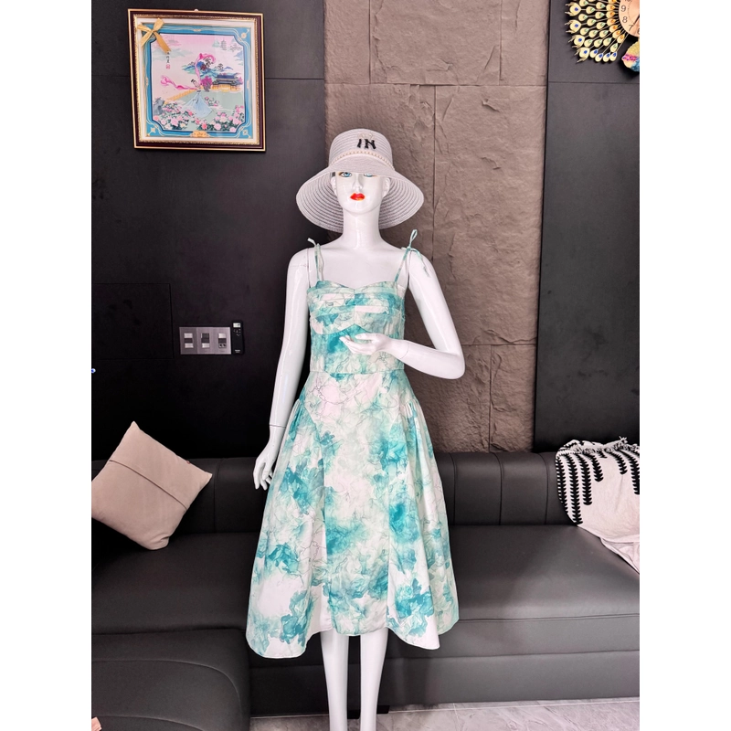 Đầm hoa hai dây tùng xanh rất mới  463156